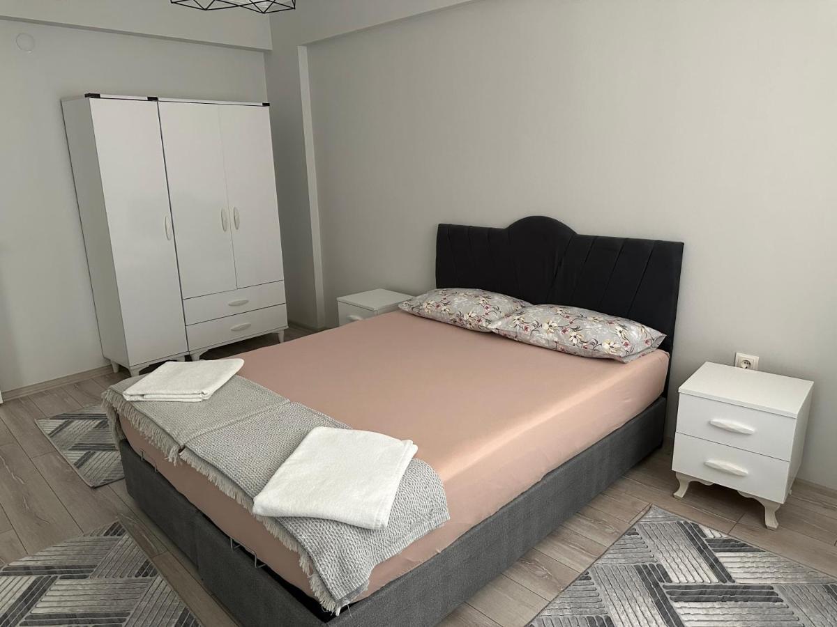 Kusadasi'nda Sahile 200 Metre Apartment Kusadasi